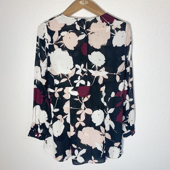 Vince Camuto Floral Hi Lo Blouse Size Small Women’s - Picture 4 of 9